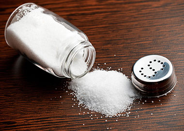 نمک, عوارض مصرف زیاد نمک, مضرات مصرف زیاد نمک