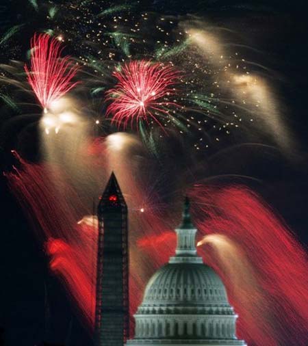  نورافشانی در واشنگتن به مناسبت سالگرد استقلال آمریکا