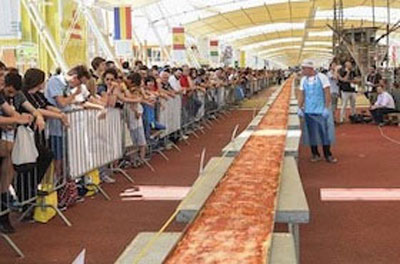 اخبار,اخبار گوناگون,پخت پیتزای یک و نیم کیلومتری در ایتالیا
