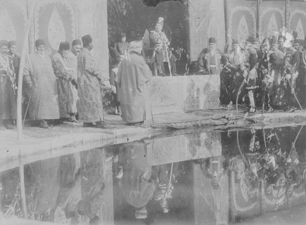 (تصاویر) تاجگذاری محمدعلی شاه قاجار