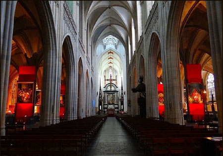 کلیسا,کلیسای جامع بانوی ما,تصاویر کلیسای جامع بانوی ما در بلژیک