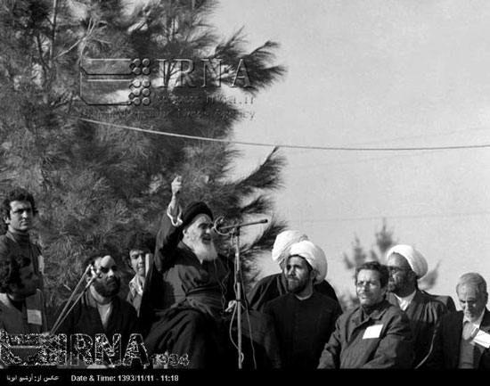بازگشت امام به میهن - 12 بهمن 1357 (عکس)