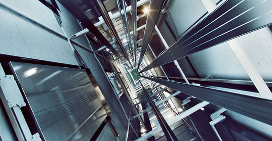 آسانسورهای بلندترین ساختمان‌های جهان با چه سرعتی حرکت می‌کنند؟