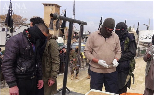 داعش دست جوان سوری را قطع کرد