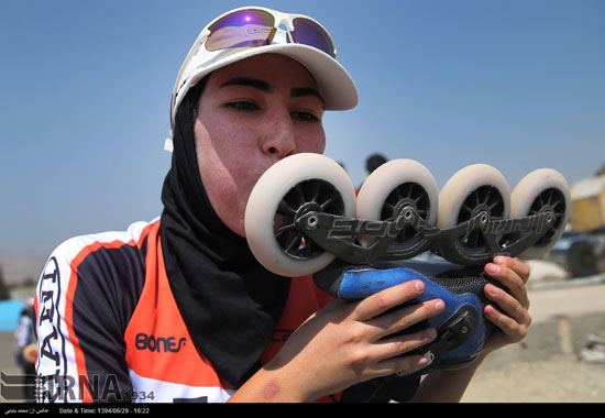 عکس: مسابقات اسکیت زنان ایران