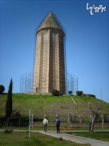 معماری ایرانی: برج گنبد قابوس