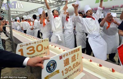 طولانی ترین رول کیک جهان,طولانی ترین کیک جهان