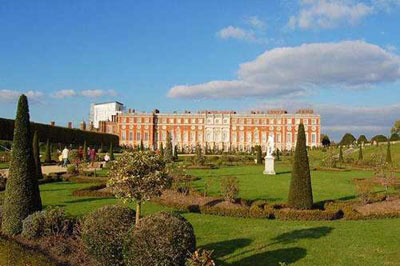 كاخ های سلطنتی اروپا,زیباترین کاخ های اروپا,مکانهای تاریخی جهان