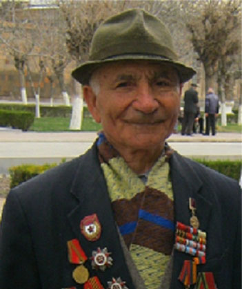 قهرمان بازمانده از جنگ جهانی دوم +عکس