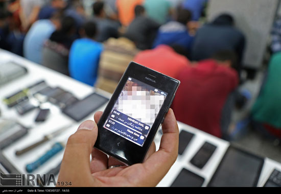عکس: بازداشت باند سارقان و زورگیران در تهران