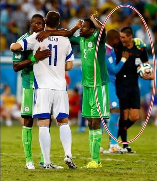 خوشحالی داور از برد نیجریه برابر بوسنی(عکس)