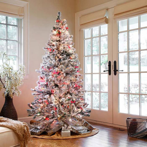 نگاهی به زیباترین درختان کریسمس امسال