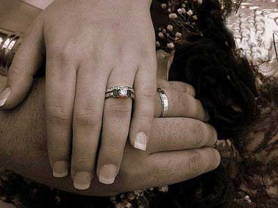 حلقه ازدواج, دست نکردن حلقه ازدواج‌,استفاده مردان از حلقه