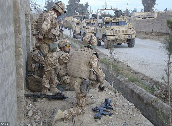 طالبان شاخ نظامیان انگلیس را شکست! +عکس