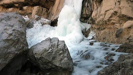 آبشار شاهاندشت,تصاویر آبشار شاهاندشت,عکس آبشار شاهاندشت