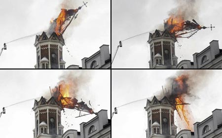 آتش به جان کلیسای بیالیستوک در لهستان افتاد