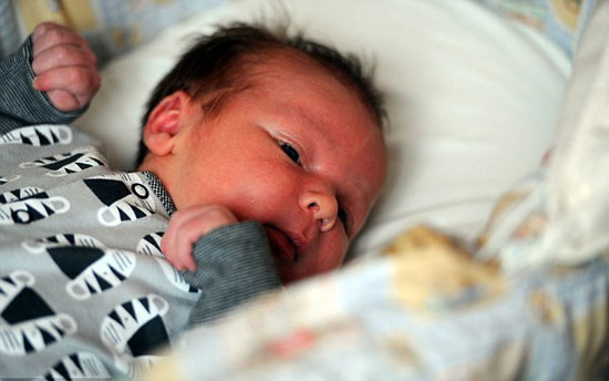 تولد نوزادی غول آسا درانگلستان
