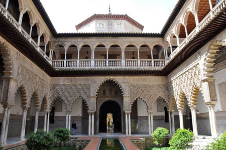 قصر سویل,قصر سویل در اسپانیا,اماکن دیدنی اسپانیا