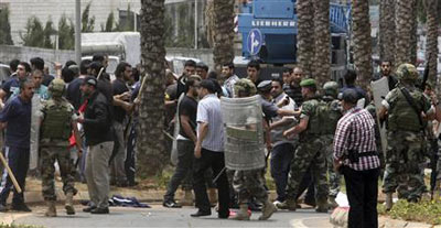  تیراندازی مقابل سفارت ایران در لبنان
