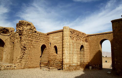 کاخ ساسان – سروستان
