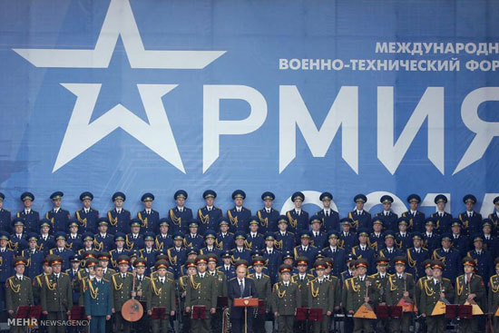 عکس: پوتین فرمانده جنگی‎