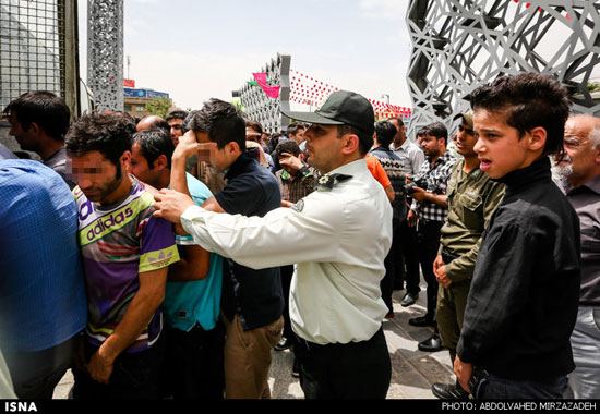 پاتک شبانه پلیس تهران به لانه معتادان+عکس