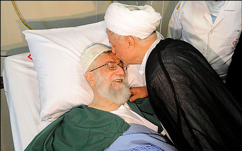 گپ‌ و گفت هاشمی با رهبر انقلاب در بیمارستان