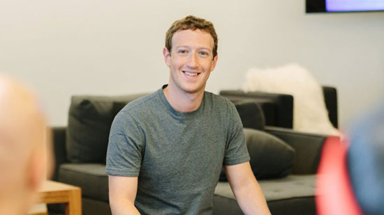 کمپانی فیسبوک در کنار شبکه اجتماعی خود، چه پروژه های جاه طلبانه ای در دست کار دارد؟