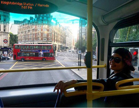 اخبار,اخبار فرهنگی,عکس الناز شاکردوست درحال اتوبوس سواری در لندن!