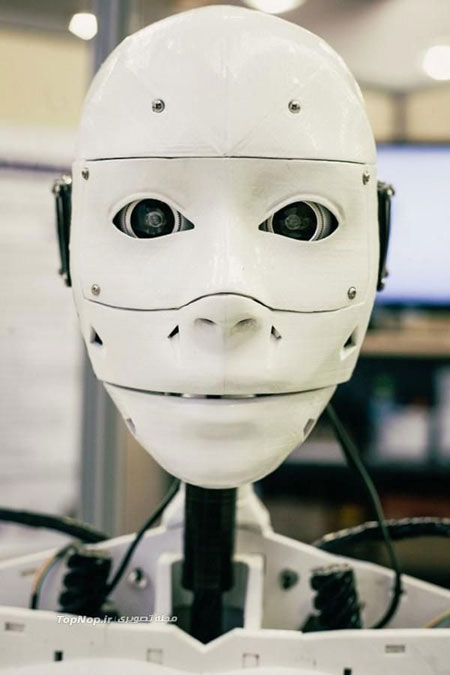ساخت ربات انسان نما توسط جوانی 15 ساله