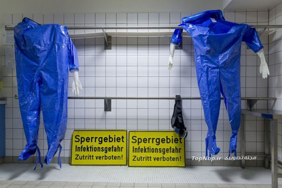 لباسی عجیب برای مبارزه با ابولا +عکس