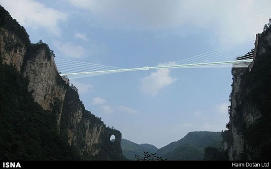طولانی‌ترین پل شیشه‌ای دنیا در چین+تصاویر