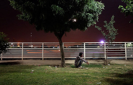 بزم شبانه معتادان در پارک‌های تهران +عکس