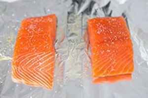 ماهی سالمون با انبه و آووکادو, طرز تهیه ماهی سالمون با سبزیجات