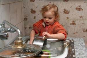 کار کودک در خانه,کار کودکان در منزل