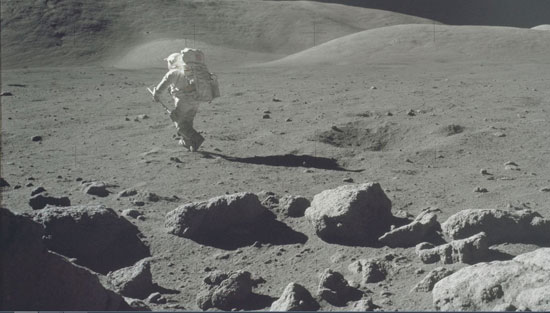 ناسا تمام تصاویر سفر به ماه را منتشر کرد + عکس