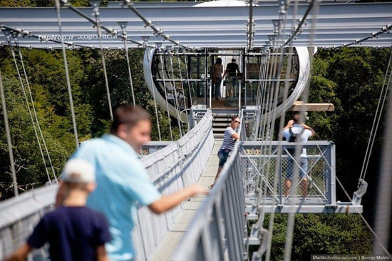 بلند و طولانی ترین پل عابر پیاده جهان +عکس