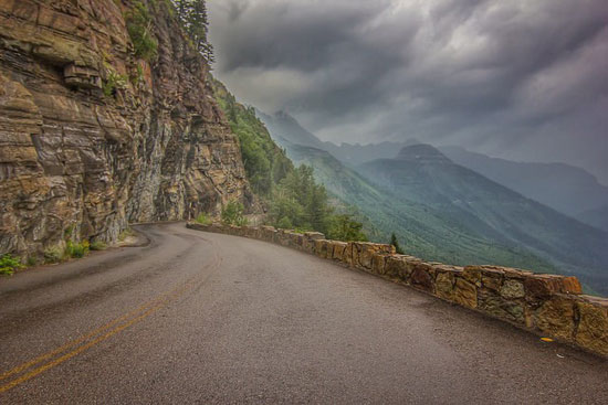 10 چشم انداز زیبای جاده ای در آمریكا