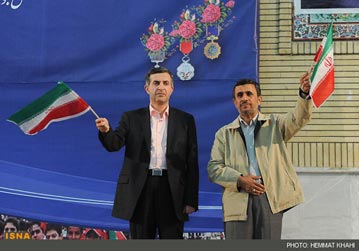 سفر احمدی نژاد به سمنان