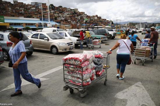 (تصاویر) صف خرید مایحتاج زندگی در ونزوئلا