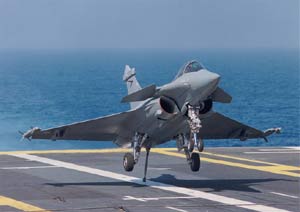 شرط امارات برای خرید جنگنده رافائل: فرانسه باید 60 میراژ قدیمی ما را پس بگیرد