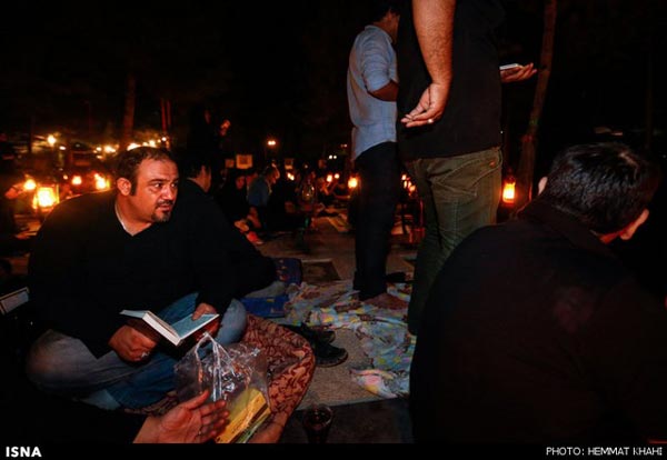 تصاویری از مهران غفوریان در مراسم شب قدر