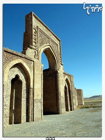 معماری ایرانی: رباط شرف