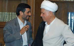 هاشمی‌ رفسنجانی , عدم حضور احمدی‌نژاد , مجمع تشخیص مصلحت