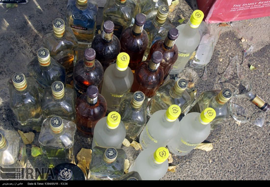 کشف بزرگترین محموله مشروبات الکلی در مهاباد + عکس