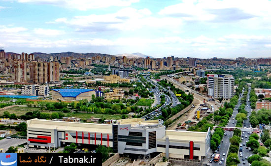 تصاویر: پل عابر پیاده متفاوت و زیبا در تبریز