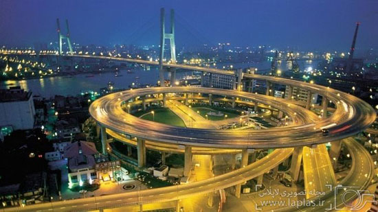 پل زیبای نانپو در شانگهای