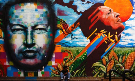 تصاویر هوگو چاوز در کاراکاس همچنان زنده است