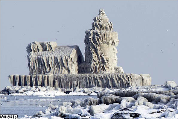 کشف قصری از یخ در بندر اوهایو