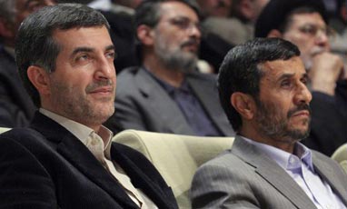 مشایی در انتخابات,استراتژی احمدی نژاد در انتخابات